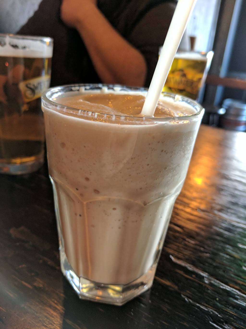 The Anchored Inn | restaurant | 57 Waterbury St, Brooklyn, NY 11206, USA | 7185763297 OR +1 718-576-3297