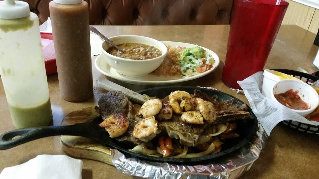 El.rodeo | restaurant | 319 S WW White Rd, San Antonio, TX 78219, USA | 2103591313 OR +1 210-359-1313