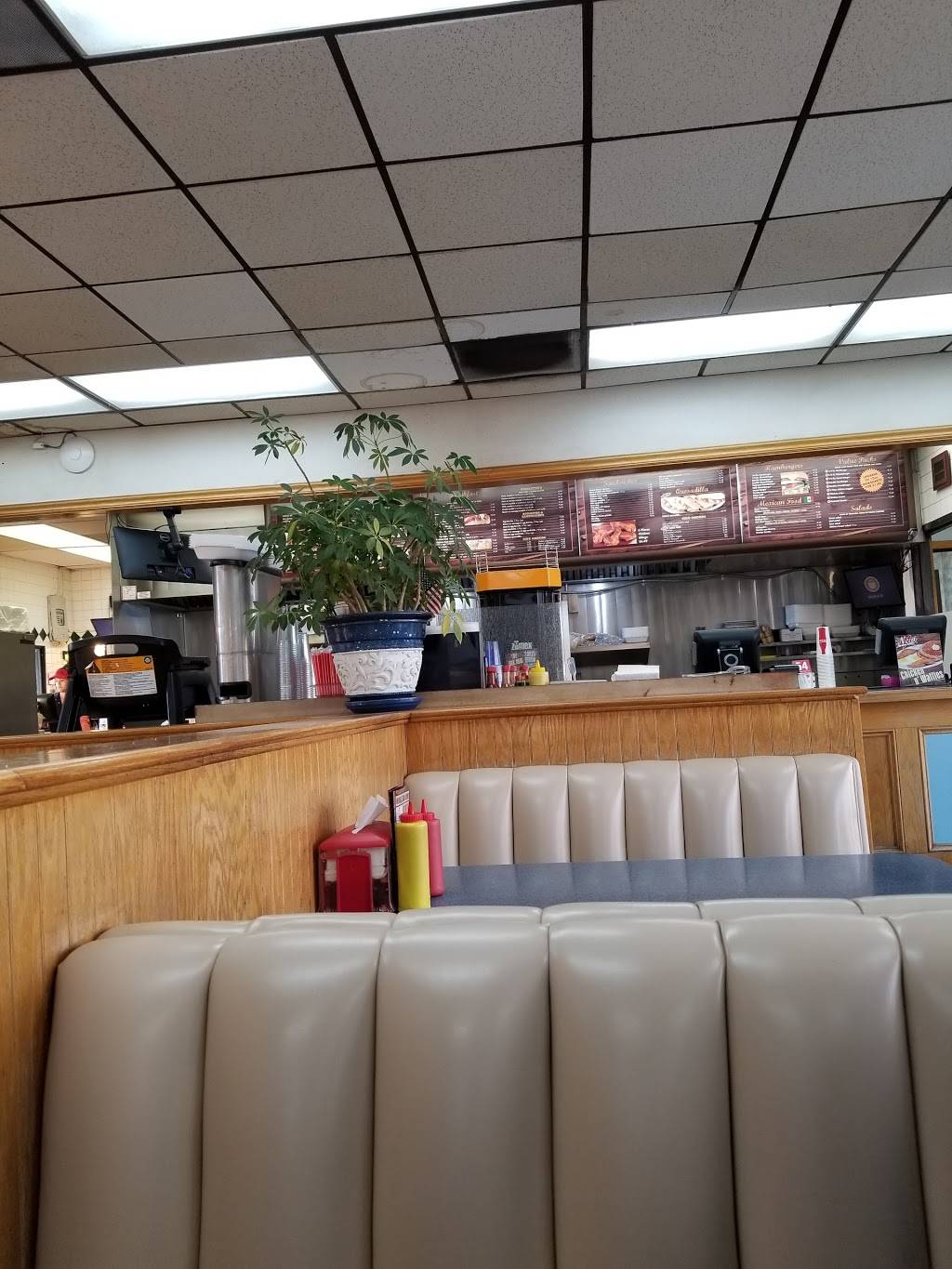 Santa Maria Burgers | restaurant | 1785 S Broadway, Santa Maria, CA 93454, USA | 8059280811 OR +1 805-928-0811