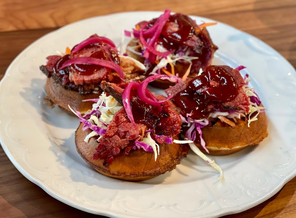 Delilahs | cafe | 8888 W 159th St, Orland Park, IL 60462, USA | 7083640100 OR +1 708-364-0100