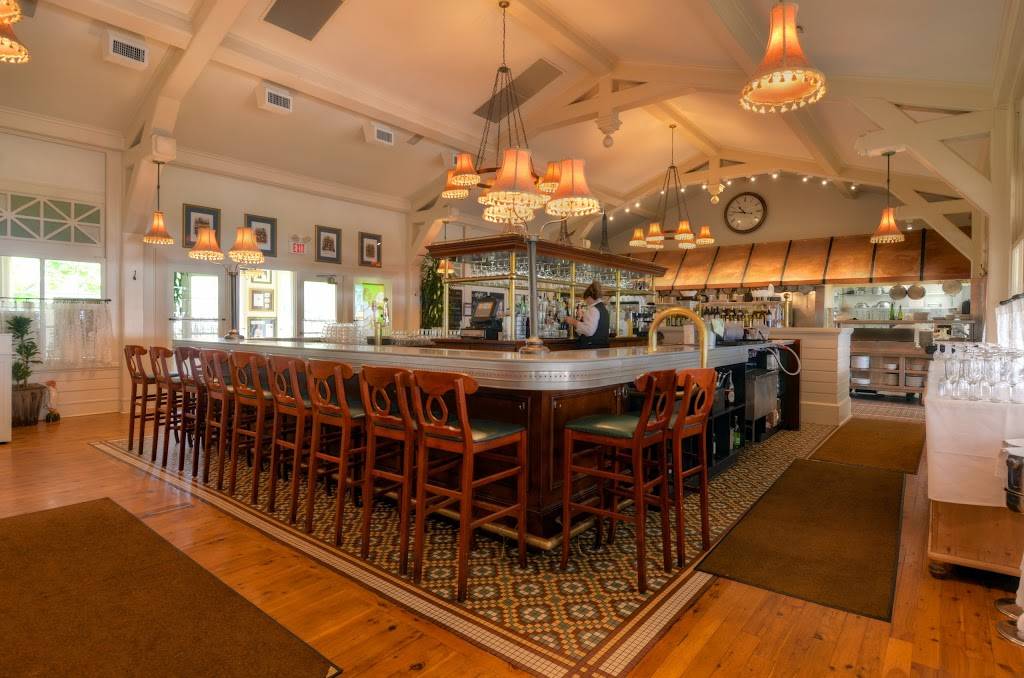 Bartolottas Lake Park Bistro | restaurant | 3133 E Newberry Blvd, Milwaukee, WI 53211, USA | 4149626300 OR +1 414-962-6300