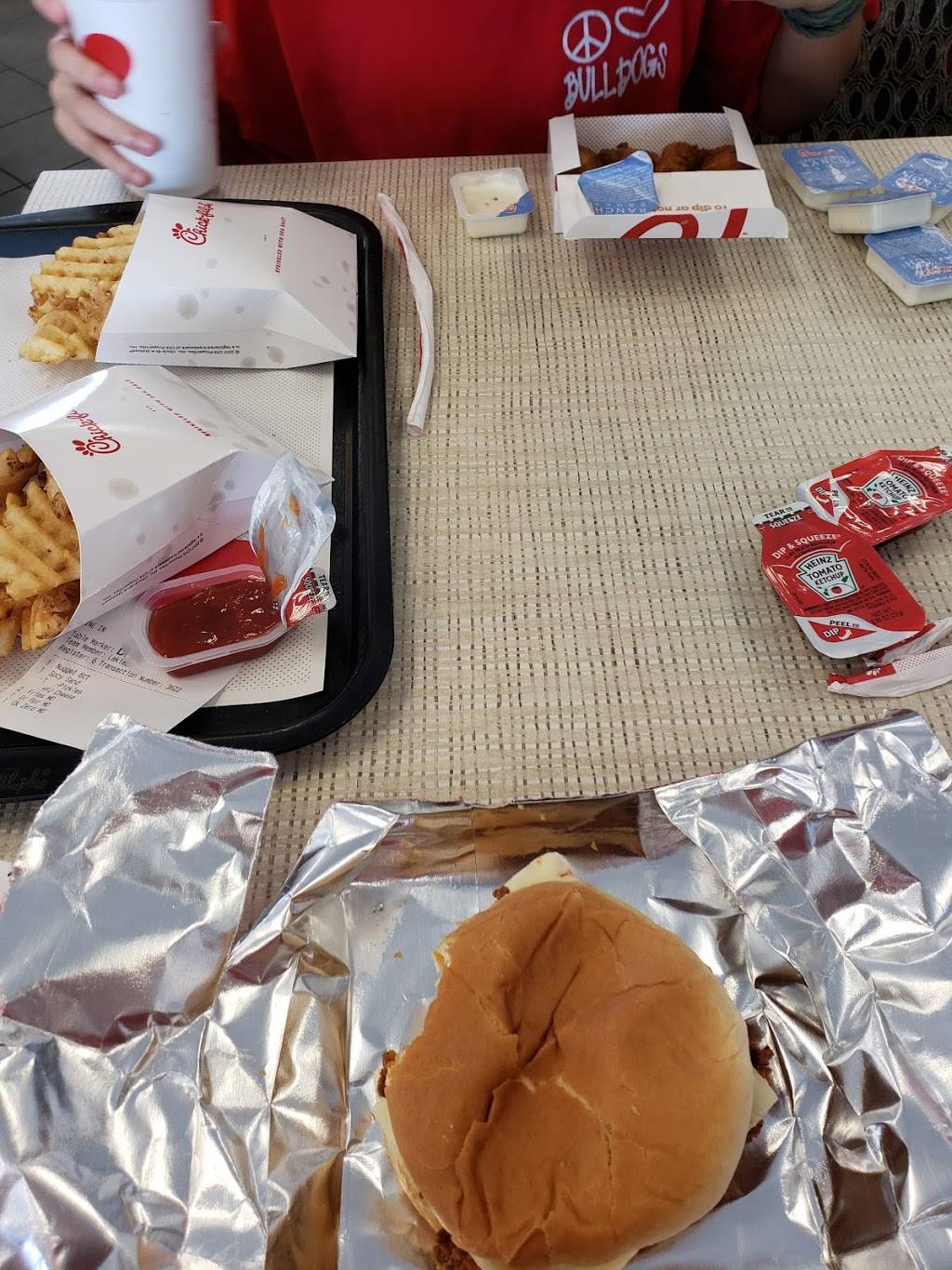 Chick-fil-A | restaurant | 1740 W Loop 281, Longview, TX 75604, USA | 9032956633 OR +1 903-295-6633