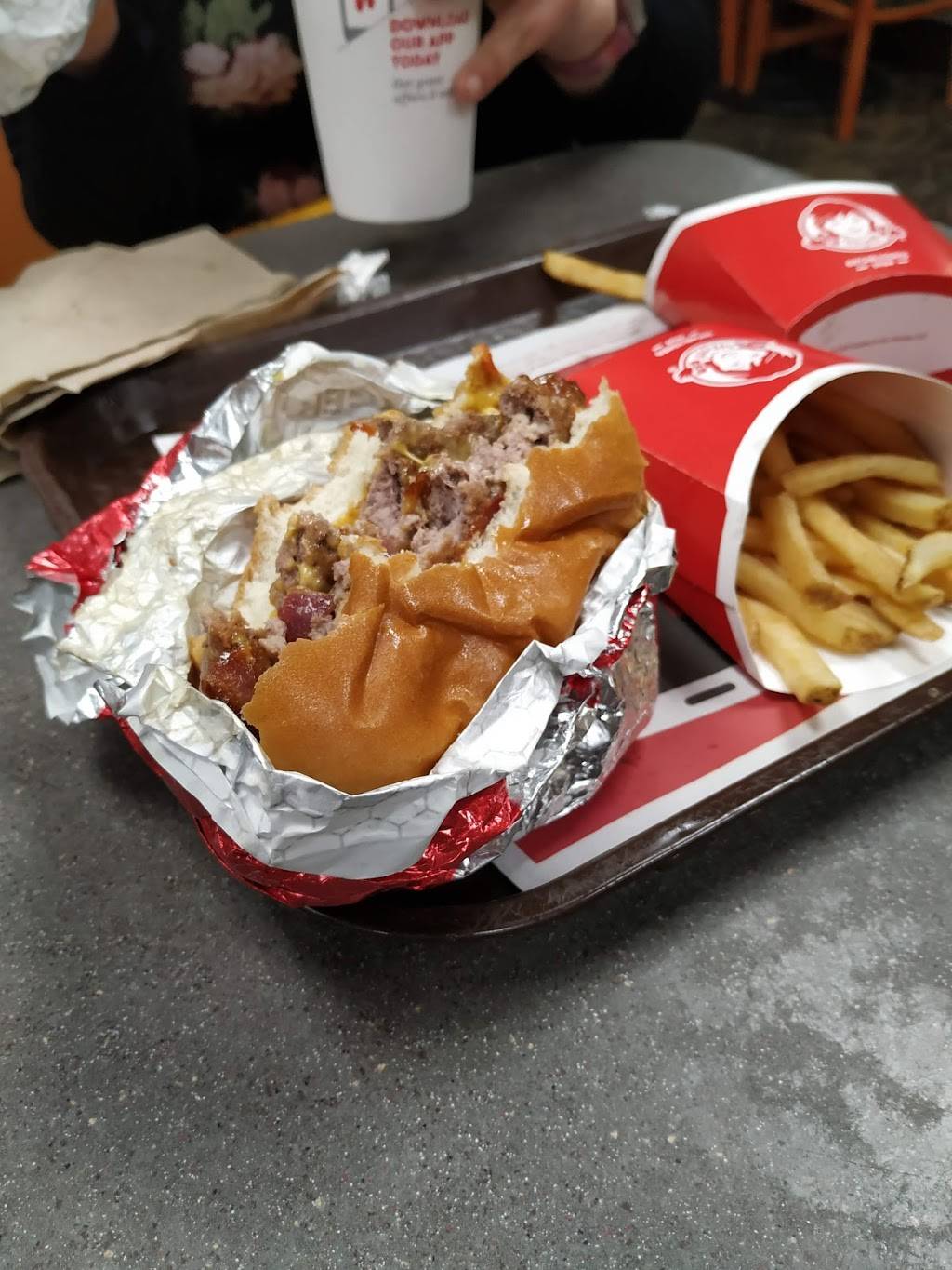 Wendys | restaurant | 340 SE 1st Ave, Florida City, FL 33034, USA | 3052485223 OR +1 305-248-5223