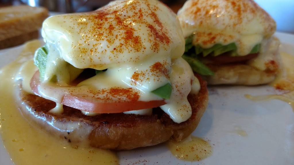 Norms Hangar Coffee Shop | restaurant | 1615 McKinley Ave, La Verne, CA 91750, USA | 9096676229 OR +1 909-667-6229