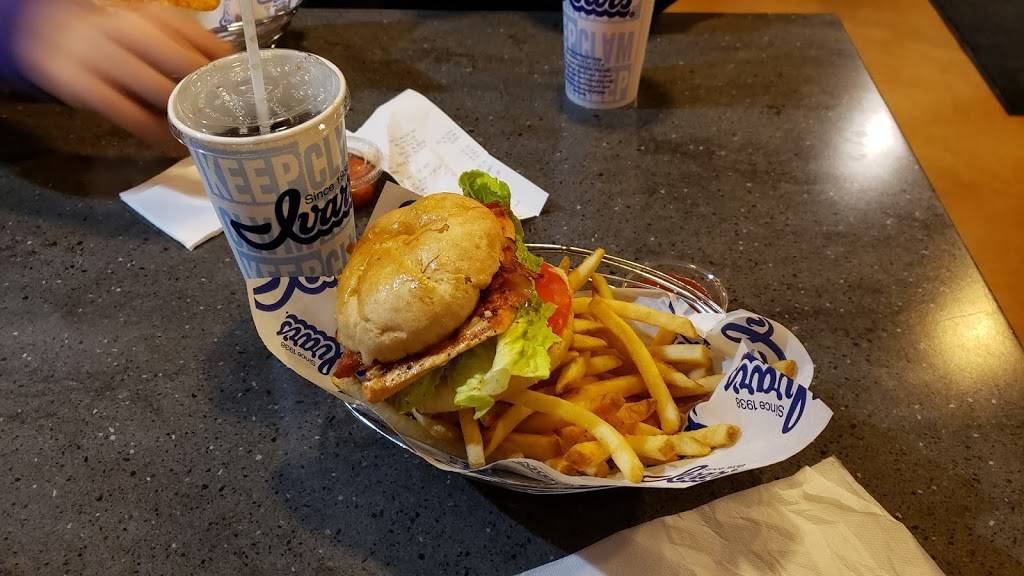 Ivars Seafood Bar | restaurant | 1520 41st St, Everett, WA 98201, USA | 4252529292 OR +1 425-252-9292