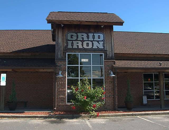 The Randazzos Grid Iron | restaurant | 13105 S Tryon St, Charlotte, NC 28278, USA | 7045881130 OR +1 704-588-1130