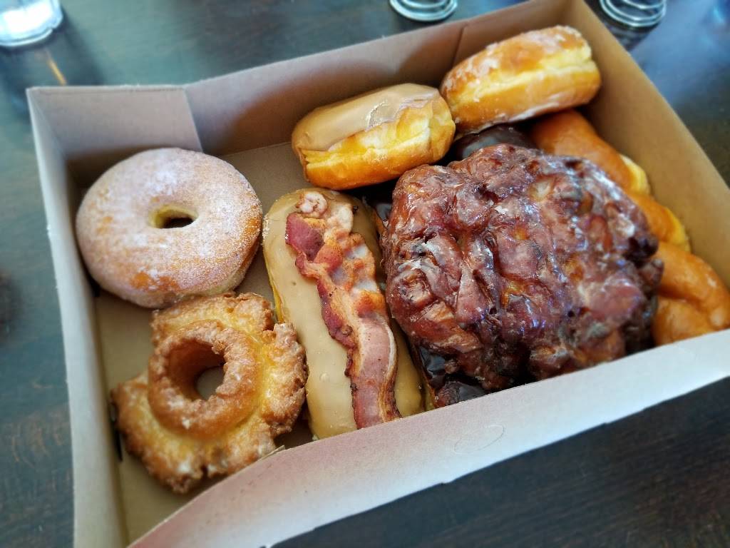 Apple Fritter | cafe | 1901 S Norfolk St, San Mateo, CA 94403, USA | 6505259125 OR +1 650-525-9125