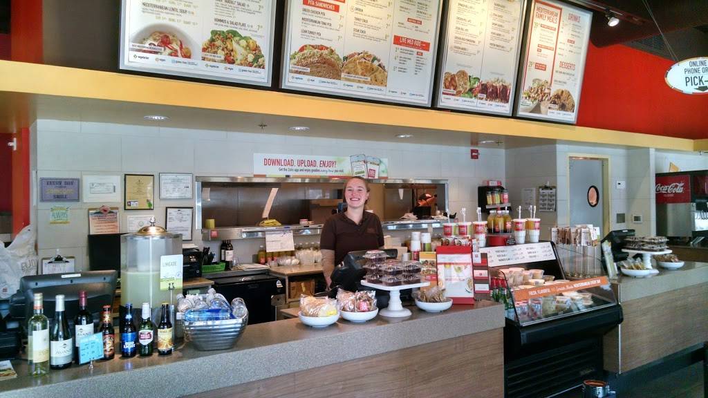 Zoës Kitchen | restaurant | 4245 Fairfax Dr Ste 150, Arlington, VA 22203, USA | 7038070410 OR +1 703-807-0410