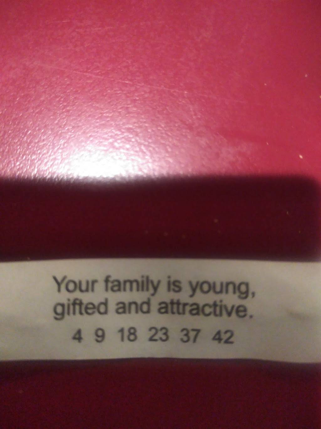 Cosy Restaurant & Tavern | restaurant | 361 Lake St, St. Catharines, ON L2N 4H5, Canada | 9059342501 OR +1 905-934-2501