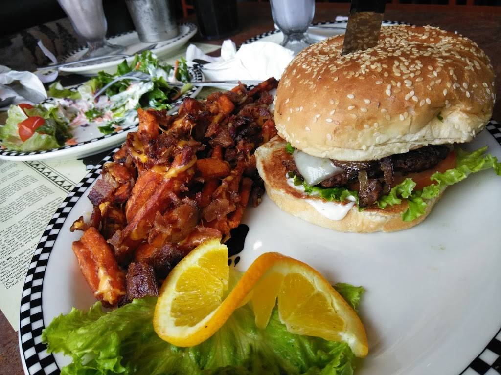 Black Bear Diner | restaurant | 5405 Walden Rd, Beaumont, TX 77705, USA | 4098429606 OR +1 409-842-9606