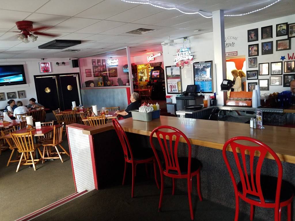 Brookes Restaurant | night club | 4259, 4450 Hancock Bridge Pkwy, North Fort Myers, FL 33903, USA | 2399951900 OR +1 239-995-1900