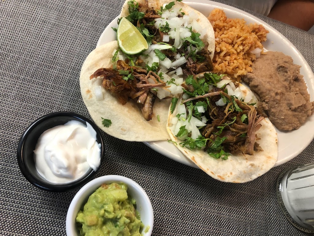 Gun Lake Cocina | restaurant | 11114 Gun Lake Rd, Middleville, MI 49333, USA | 2692052142 OR +1 269-205-2142