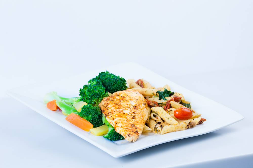 BerryFit | restaurant | 110 Eglinton Ave E, Toronto, ON M4P 2Y1, Canada | 4168921106 OR +1 416-892-1106