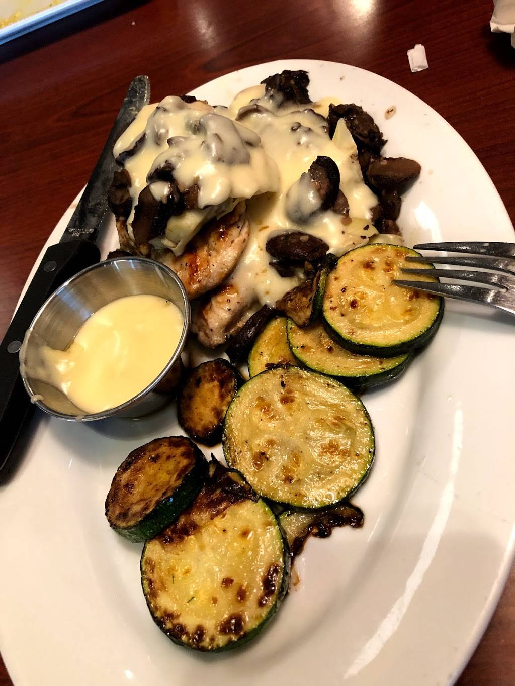 Ruby Tuesday | restaurant | 11590 FL-84, Davie, FL 33325, USA | 9544728288 OR +1 954-472-8288