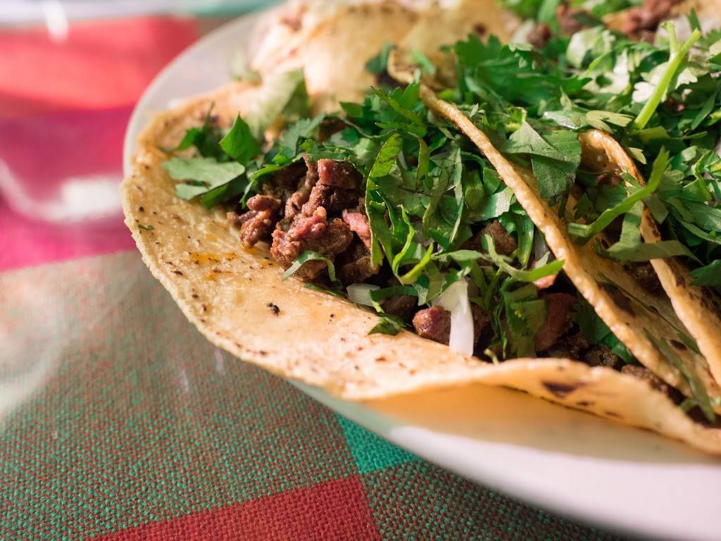 Manjares Restaurant | restaurant | 2230 S Ashland Ave, Chicago, IL 60608, USA | 7732543663 OR +1 773-254-3663