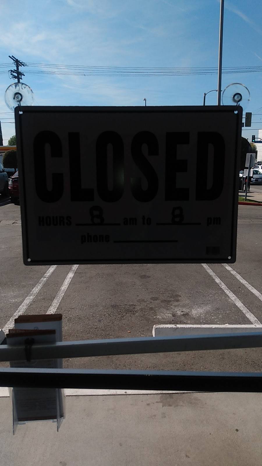 By The Way Burger Sherman Oaks | restaurant | 5162 Van Nuys Blvd, Sherman Oaks, CA 91403, USA | 8182903818 OR +1 818-290-3818