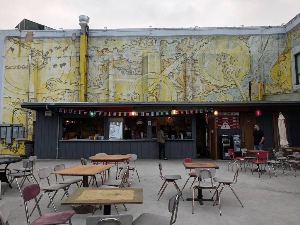 Anable Basin Sailing Bar & Grill | restaurant | 4-40 44th Dr, Long Island City, NY 11101, USA | 7184339269 OR +1 718-433-9269