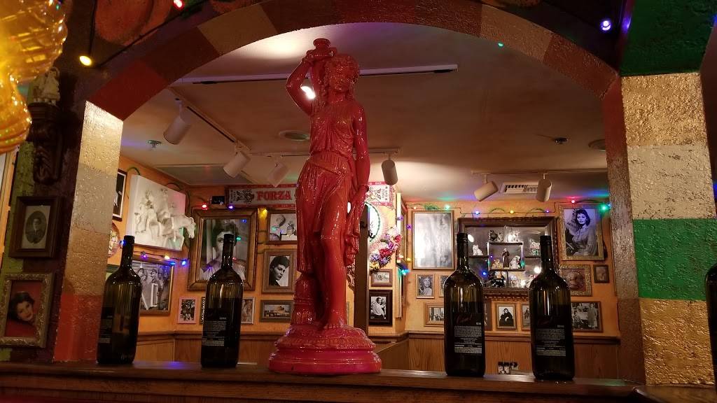 Buca di Beppo Italian Restaurant | restaurant | 16677 Southpark Center, Strongsville, OH 44136, USA | 4408466262 OR +1 440-846-6262