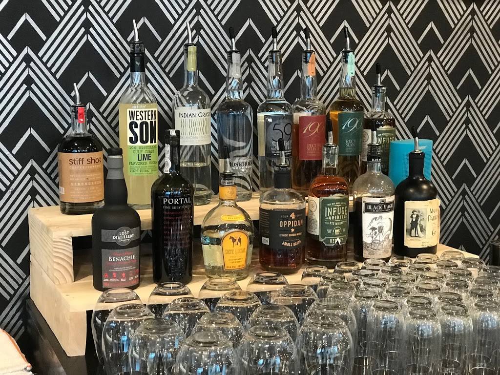 The Local Bison | restaurant | 522 S Boston Ave Suite 103, Tulsa, OK 74103, USA | 9185616114 OR +1 918-561-6114