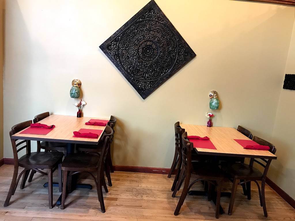 Ekkalak Thai Cuisine | restaurant | 136 Simsbury Rd, Avon, CT 06001, USA | 8604707822 OR +1 860-470-7822