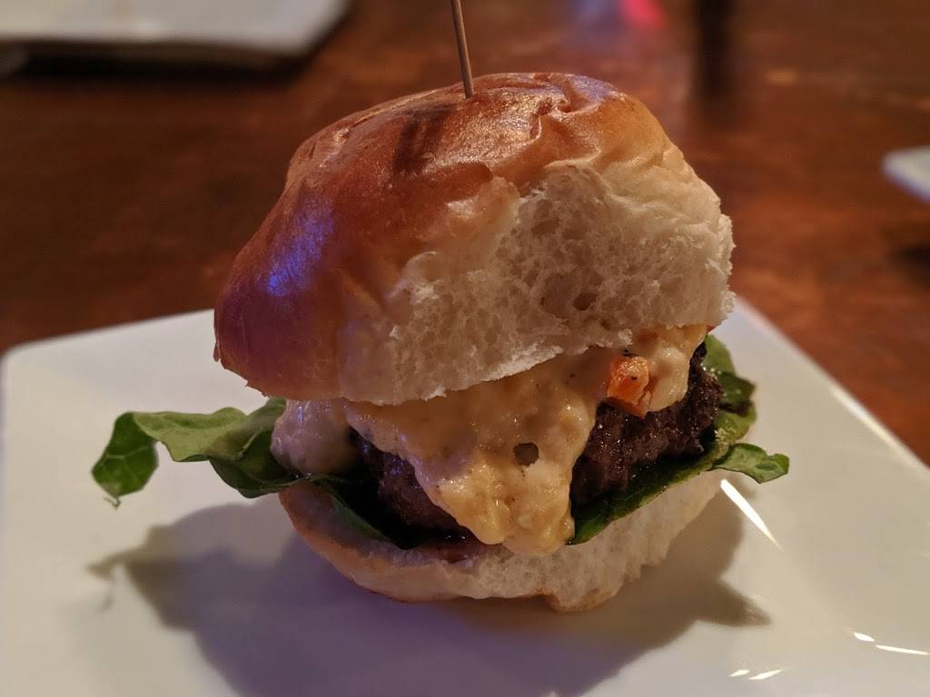 Waylands Crossing Tavern | restaurant | 1015 Heathercroft Circle #400, Crozet, VA 22932, USA | 4342054669 OR +1 434-205-4669