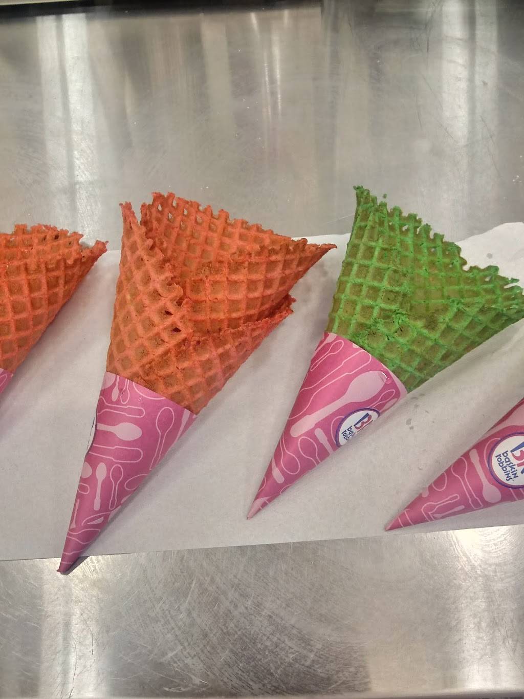 Dunkin | bakery | 71 E Monroe St, Chicago, IL 60603, USA | 3123501159 OR +1 312-350-1159