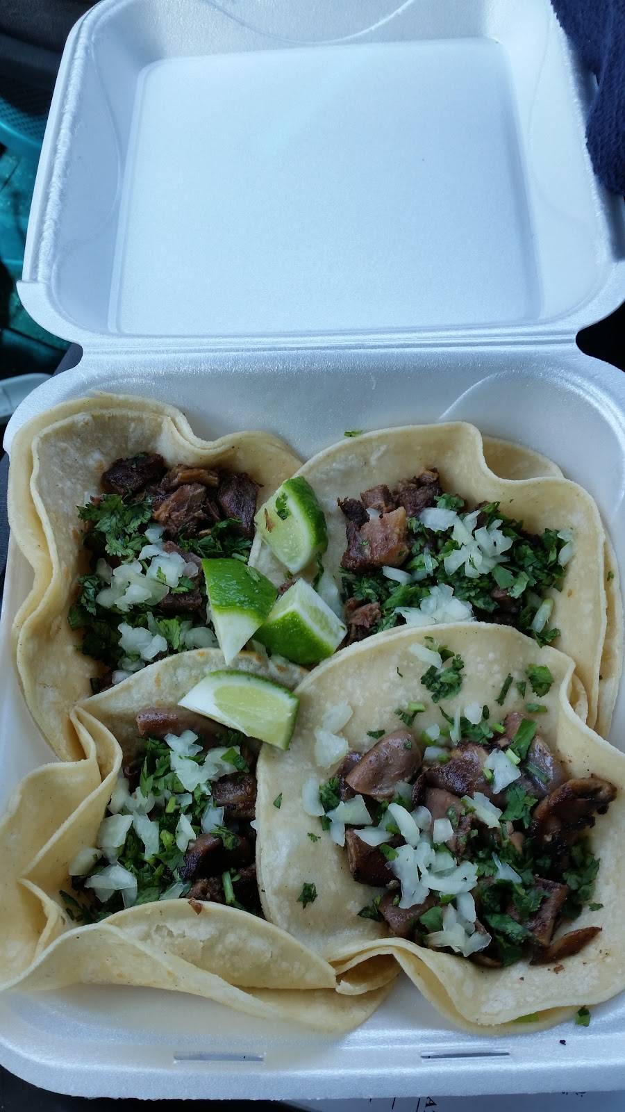 Tacos El Paraíso | restaurant | 8000 36th Ave N, Minneapolis, MN 55427, USA | 6123823783 OR +1 612-382-3783