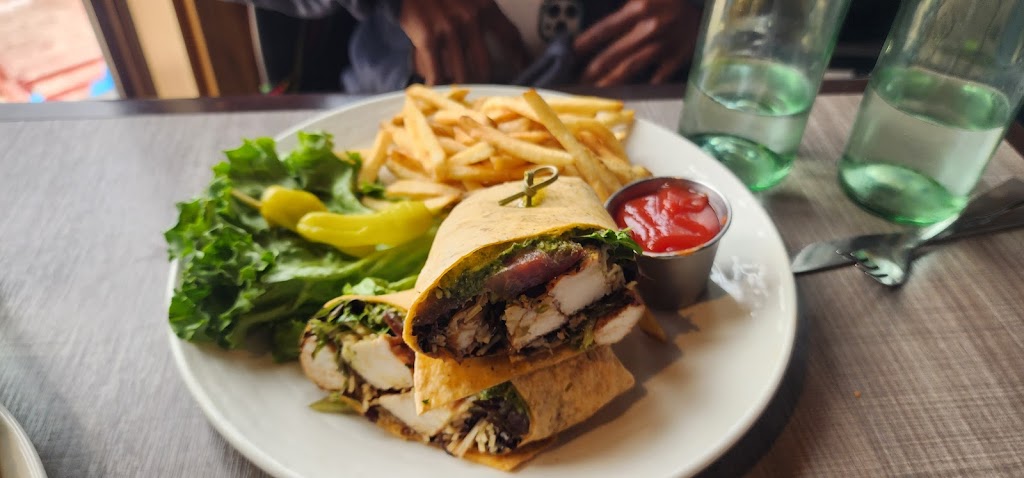 TEN 3 | restaurant | 30 Tramway Rd NE, Albuquerque, NM 87122, USA | 5057648363 OR +1 505-764-8363