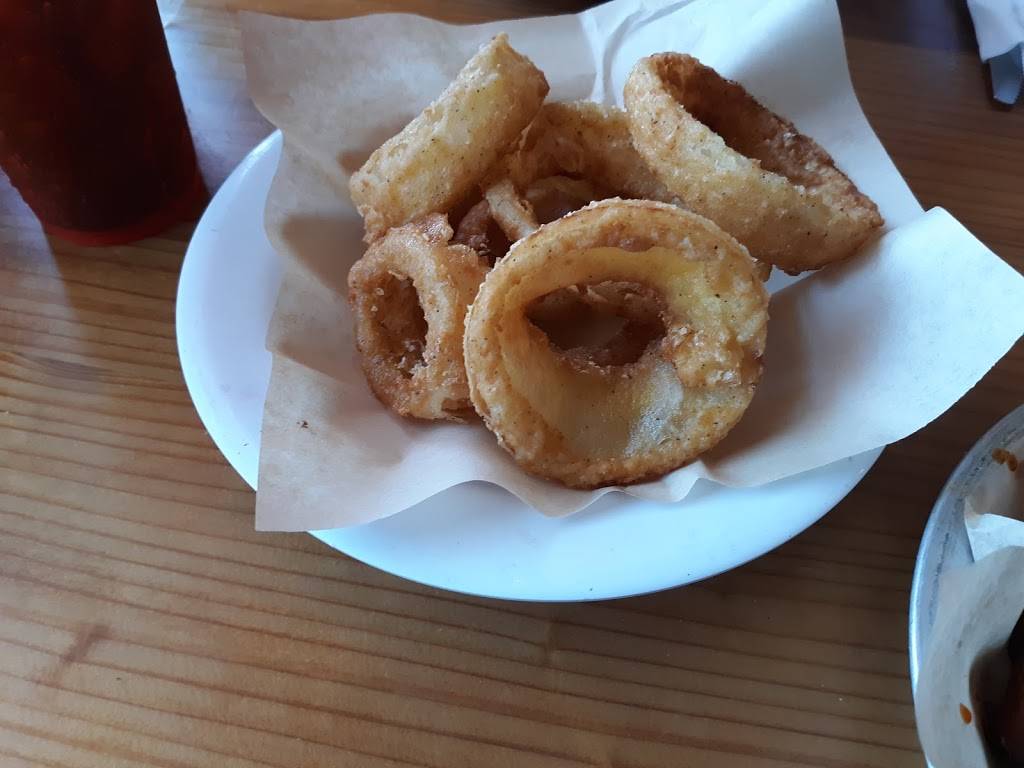 Hooters | restaurant | 1501 E Central Texas Expy, Killeen, TX 76541, USA | 2545014195 OR +1 254-501-4195