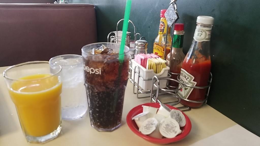 Martin Way Diner | restaurant | 2423 4th Ave E, Olympia, WA 98506, USA | 3607051438 OR +1 360-705-1438