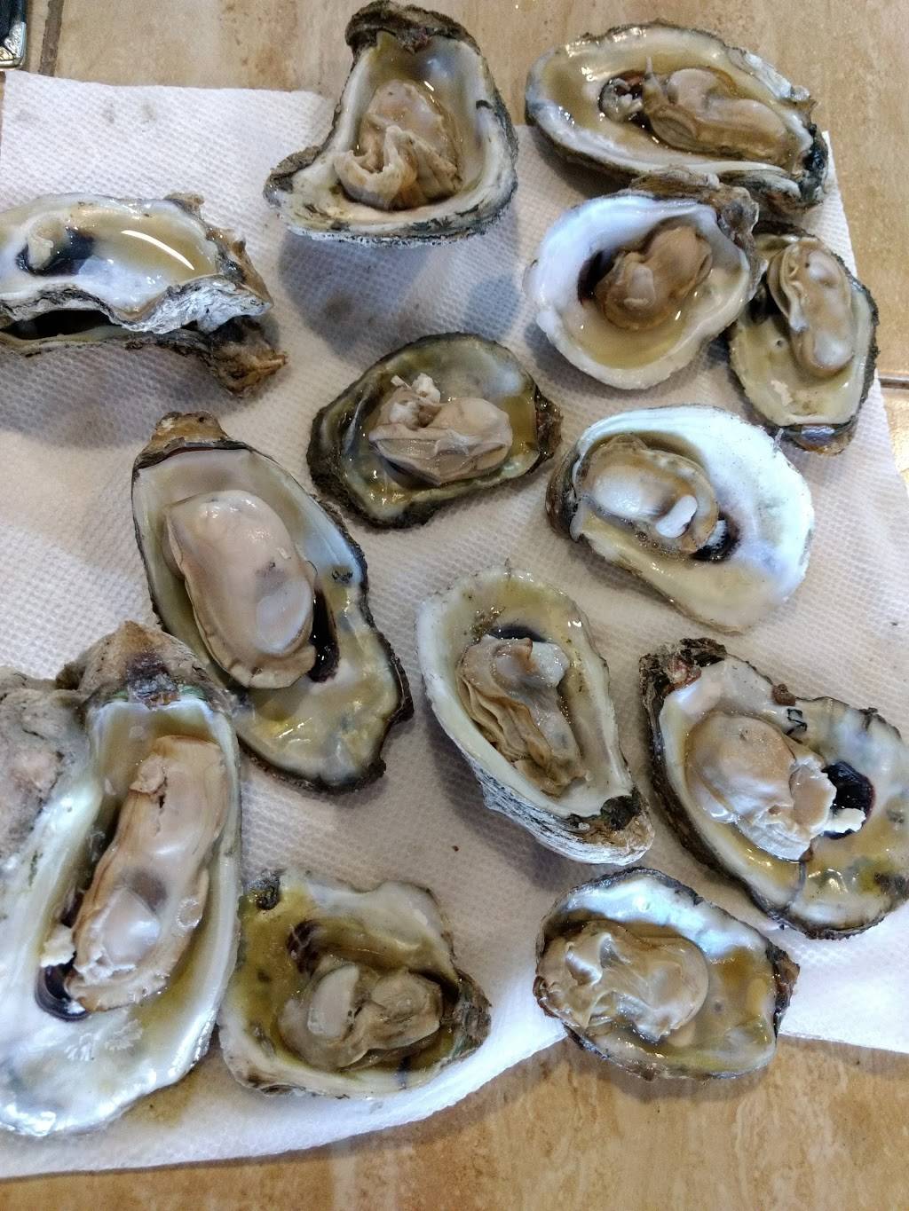 Clermont Oyster Bar | restaurant | 1500 S Hwy 27, Clermont, FL 34715, USA | 3522422857 OR +1 352-242-2857