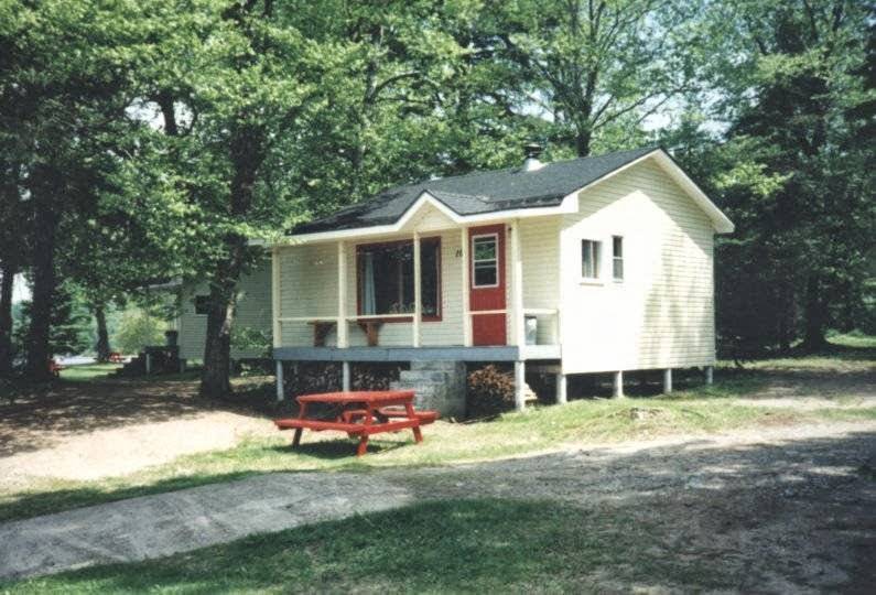 Pavillon de LOrignal | restaurant | 162 Chemin de la Baie au Sable, Grand-Remous, QC J0W 1E0, Canada | 8196232329 OR +1 819-623-2329