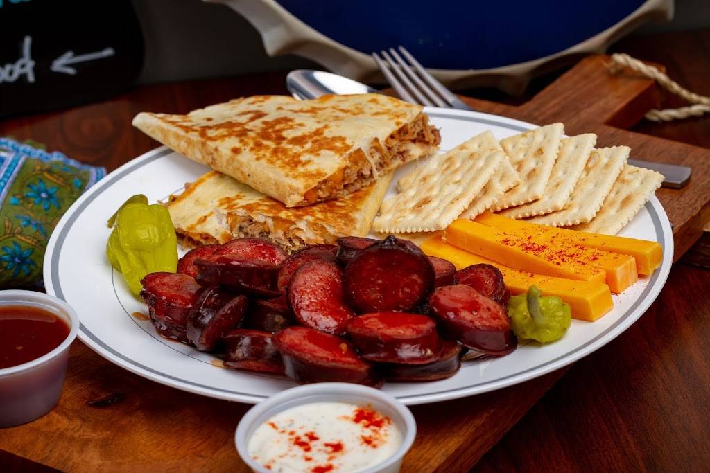 Mikes BBQ House | restaurant | 5442 Cliff Gookin Blvd, Tupelo, MS 38801, USA | 6622693303 OR +1 662-269-3303