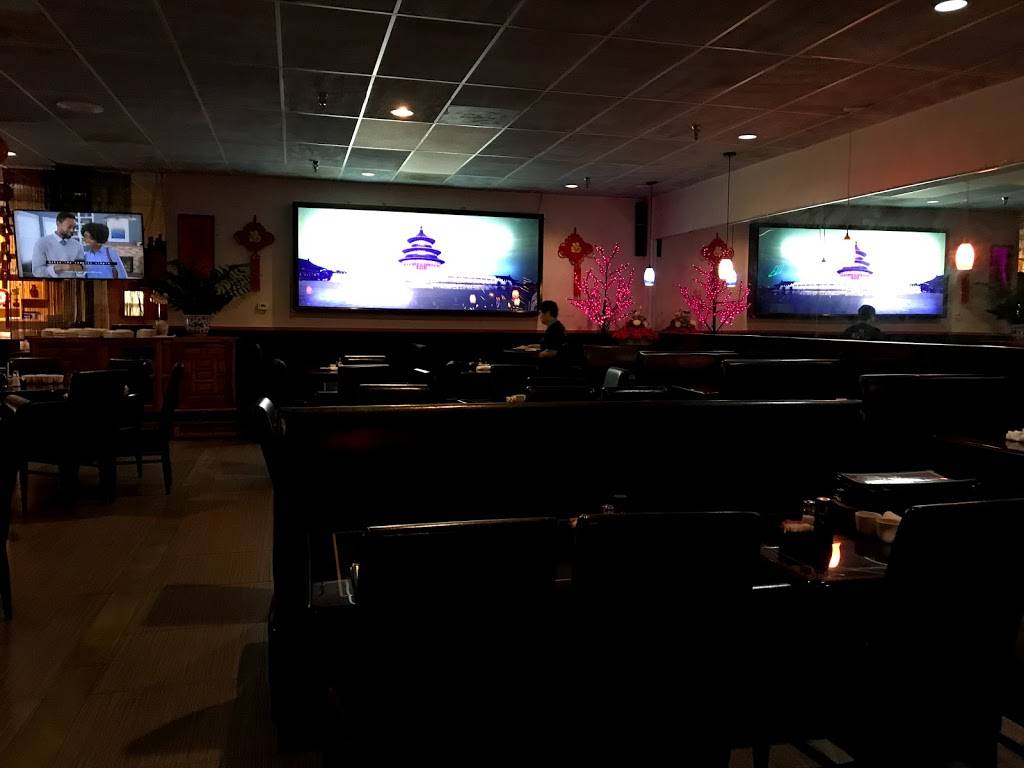 Lucky Palace Chinese | restaurant | 21659 FL-7, Boca Raton, FL 33428, USA | 5618522222 OR +1 561-852-2222