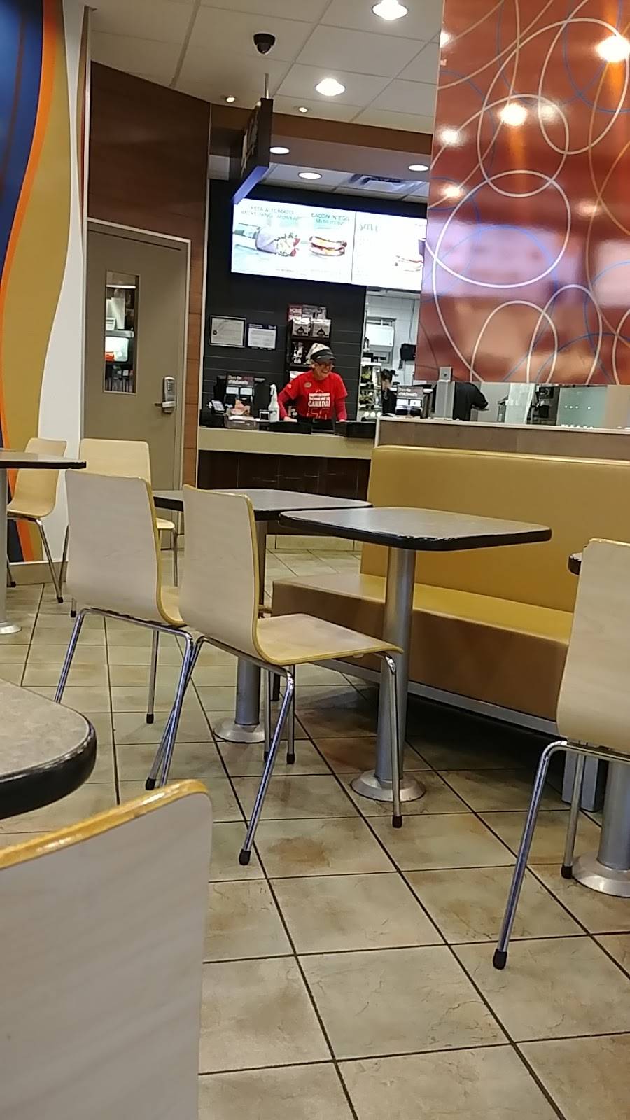 McDonalds | cafe | 800 Stonehaven Dr, Kanata, ON K2M 2Z2, Canada | 6132549438 OR +1 613-254-9438