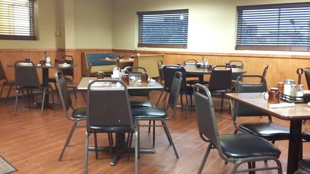 Elm Street Cafe | restaurant | 231 E Elm St, Canton, IL 61520, USA | 3096471680 OR +1 309-647-1680