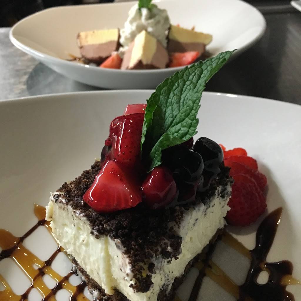 Cagneys Steakhouse & Winebar | restaurant | 128 Queen St S Unit 10, Mississauga, ON L5M 1K8, Canada | 9058262311 OR +1 905-826-2311