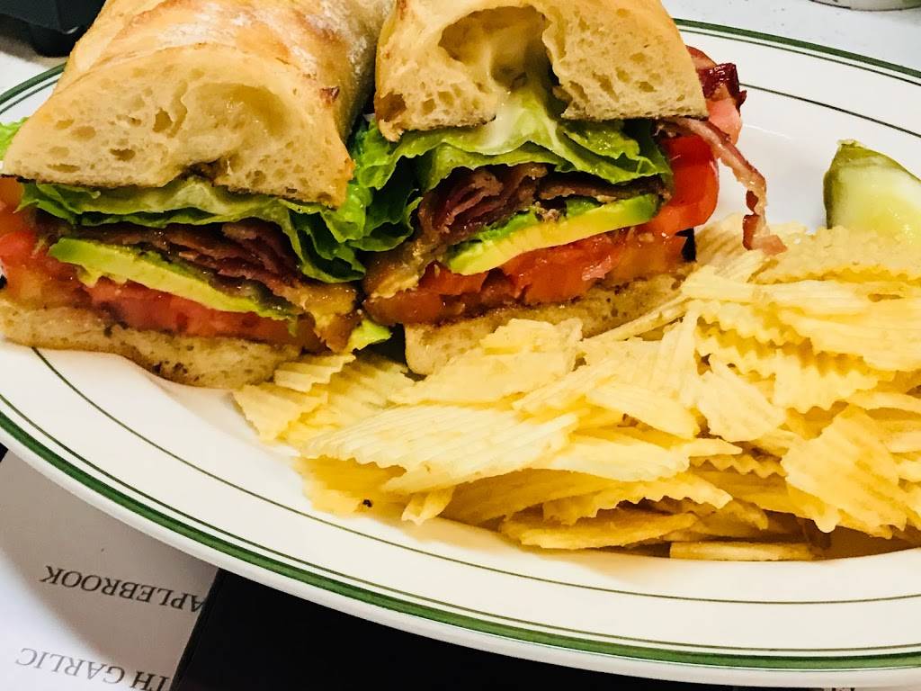 Sweet Basil Cafe & Catering | restaurant | 32 Depot St, Lyndon, VT 05849, USA | 8026269713 OR +1 802-626-9713