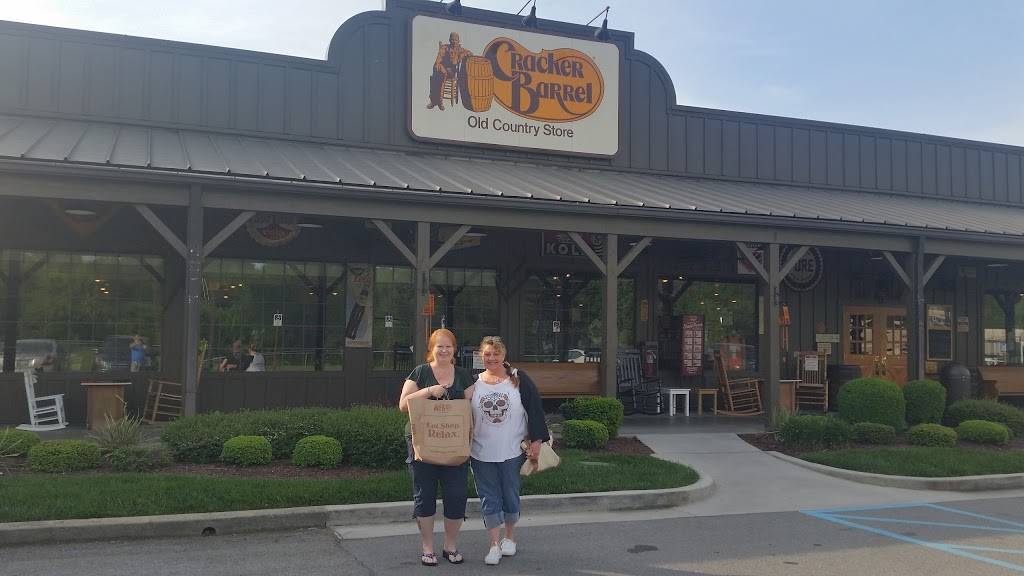 Cracker Barrel Old Country Store | restaurant | 716 N Campbell Station Rd, Knoxville, TN 37934, USA | 8656751446 OR +1 865-675-1446