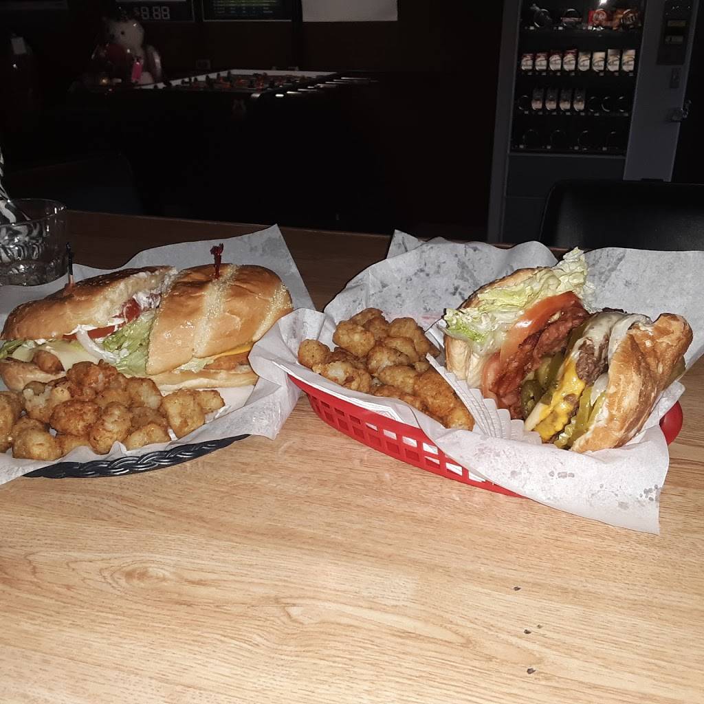 Maltese Tavern Bar & Grill | restaurant | 100 Pine St, Kelso, WA 98626, USA | 3605779993 OR +1 360-577-9993