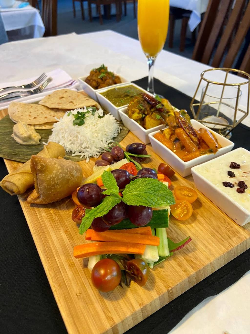 Ambrosia | restaurant | 840 Petaluma Blvd N, Petaluma, CA 94952, USA | 7072385105 OR +1 707-238-5105