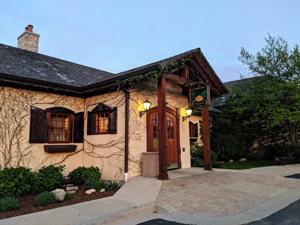 The Onion Pub & Brewery | restaurant | 22221 N Pepper Rd, Lake Barrington, IL 60010, USA | 8473817308 OR +1 847-381-7308