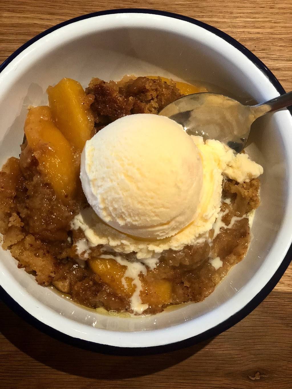 The Switch BBQ | restaurant | 166 Hargraves Dr Suite G-100, Austin, TX 78737, USA | 5122127211 OR +1 512-212-7211