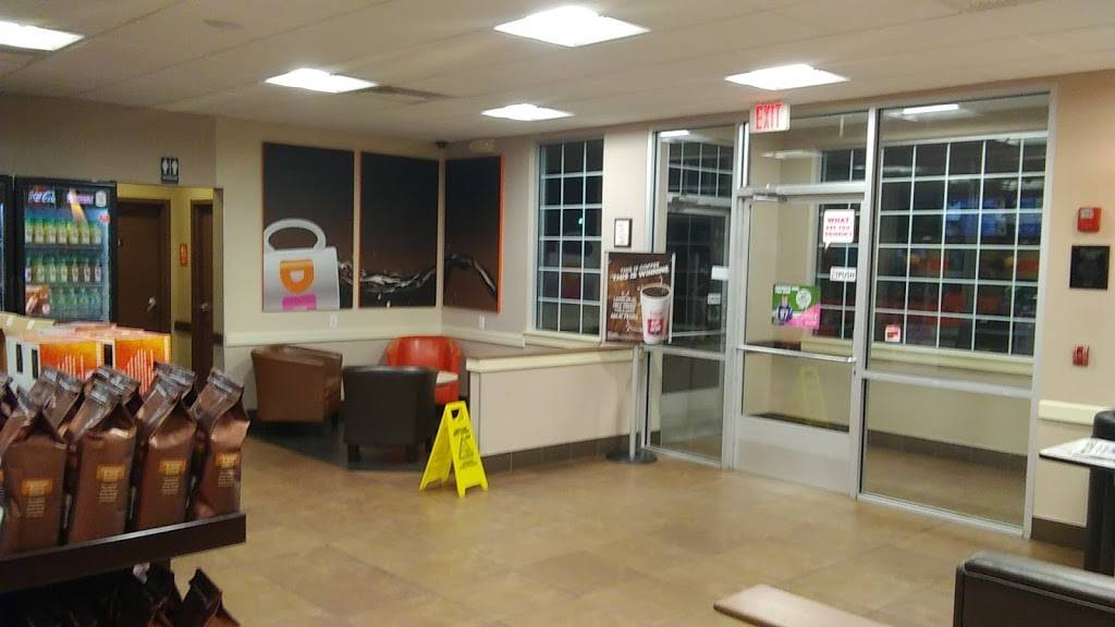 Dunkin | bakery | 1946 White Mountain Hwy, North Conway, NH 03860, USA | 6033565676 OR +1 603-356-5676