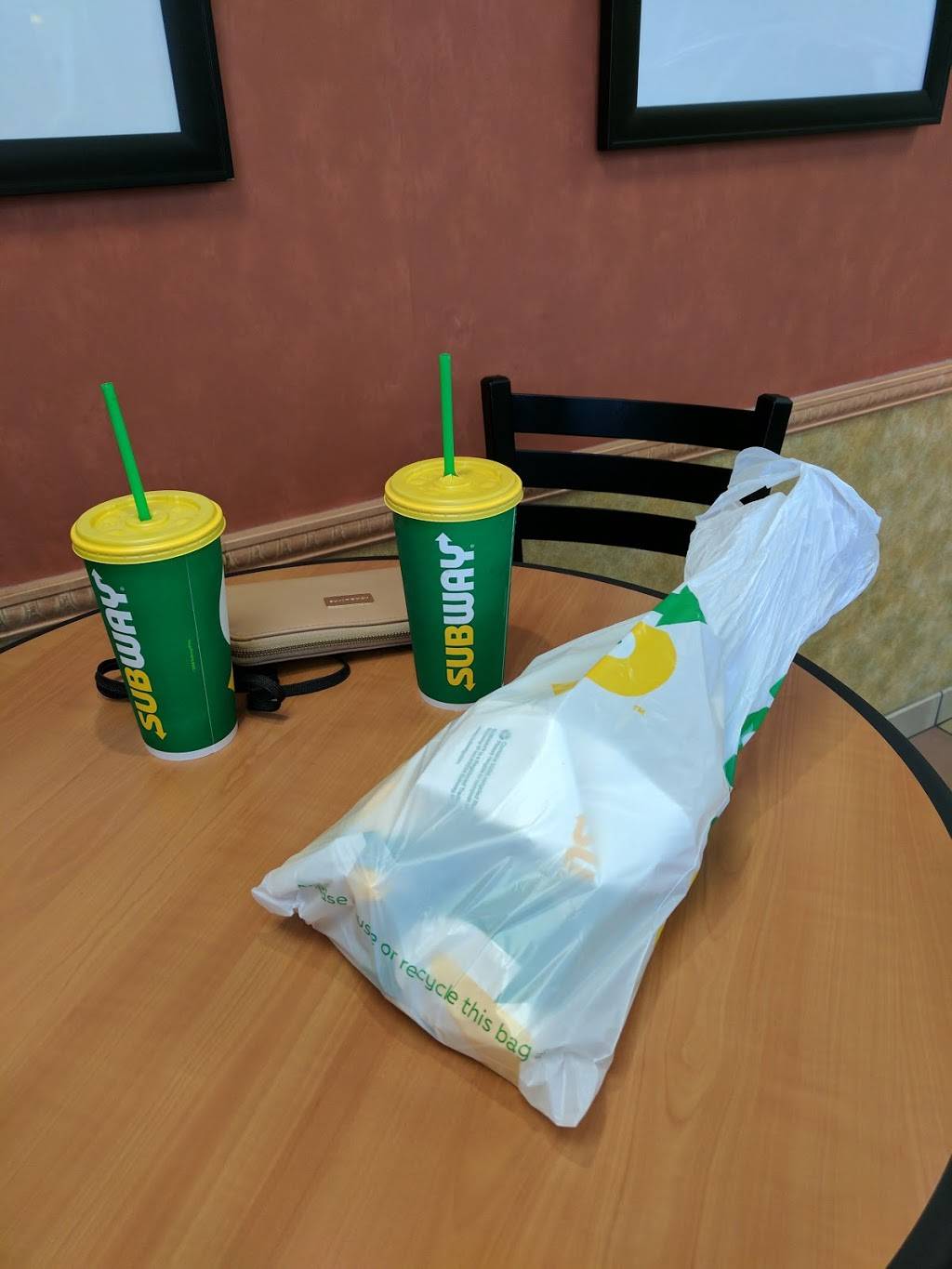 Subway Restaurants | restaurant | Exxon Gas Station/C-Store, 2000 Farm to Market Rd 1488 Suite B, Hempstead, TX 77445, USA | 9798266606 OR +1 979-826-6606