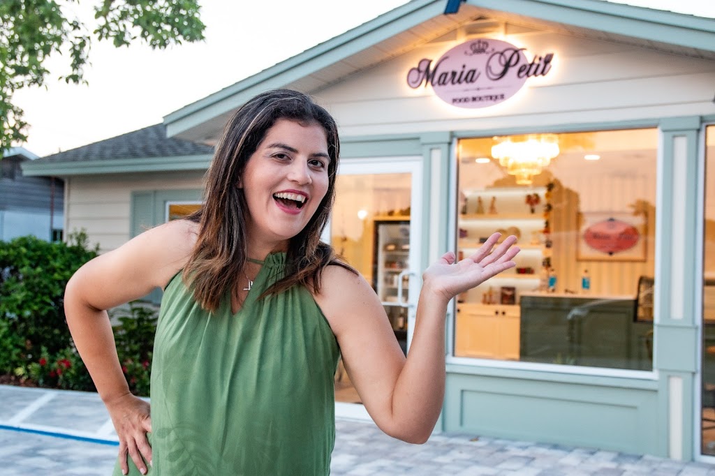 Maria Petit Food Boutique | restaurant | 227 E Lake Ave, Auburndale, FL 33823, USA | 8633268815 OR +1 863-326-8815