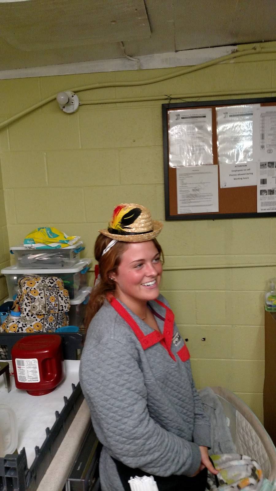 Poppys Diner | restaurant | 311 W Tigrett St, Halls, TN 38040, USA | 7318363152 OR +1 731-836-3152