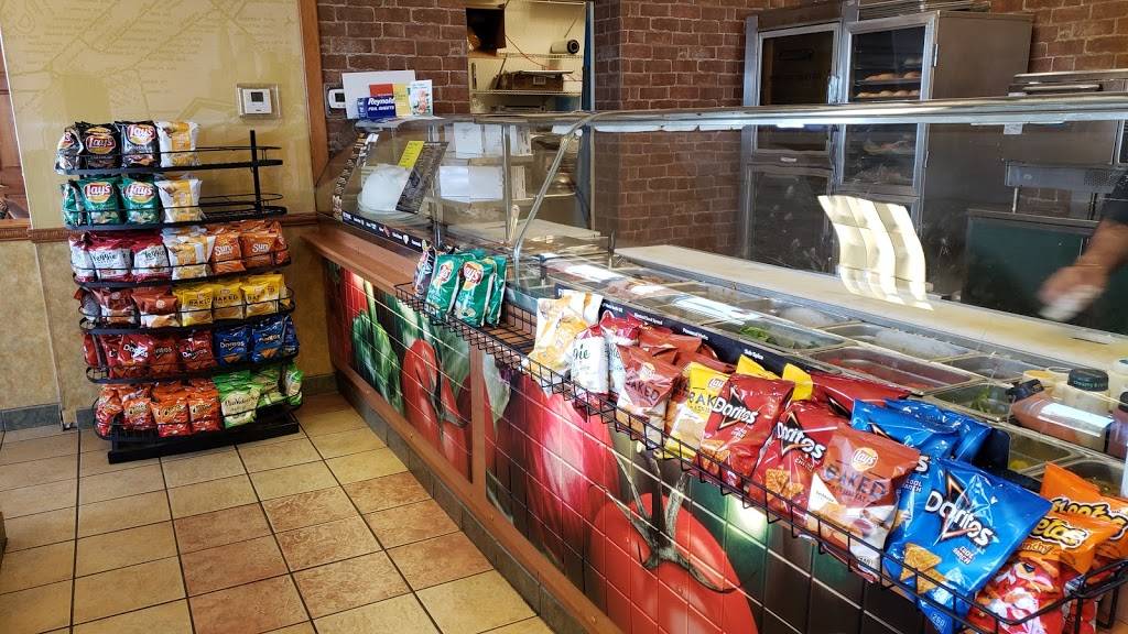 Subway | restaurant | 1400 N Piedmont Ave, Rockmart, GA 30153, USA | 7706841129 OR +1 770-684-1129