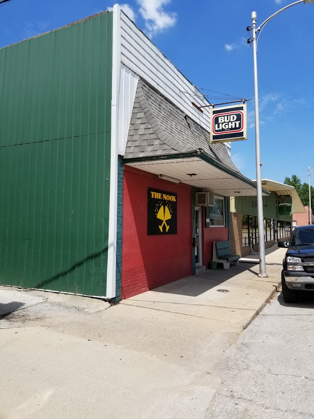 88 Bar & Grill | restaurant | 111 E 2nd St, Beardstown, IL 62618, USA | 2173239986 OR +1 217-323-9986