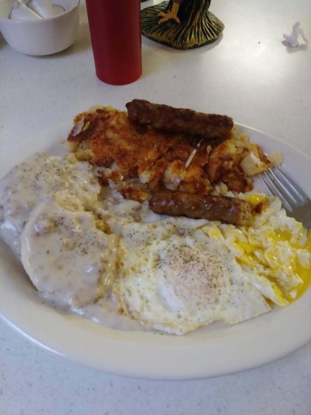 Roosters Cafe | restaurant | 93 Ridge Rd, Lackawanna, NY 14218, USA | 7168264017 OR +1 716-826-4017